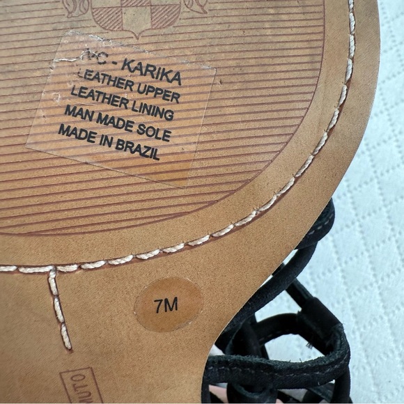 Vince Camuto Cage Karika Black Sandal with Block Heel size 7 women’s - Picture 9 of 16